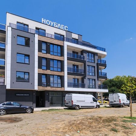 Modern 1-Bedroom Apartment With Free Parking Plovdiv Buitenkant foto