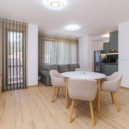 Modern 1-Bedroom Apartment With Free Parking Plovdiv Buitenkant foto