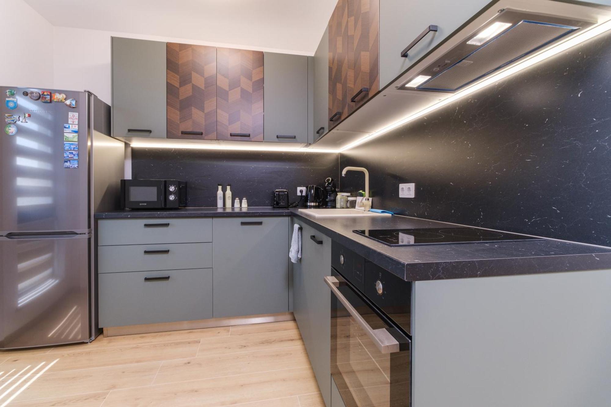 Modern 1-Bedroom Apartment With Free Parking Plovdiv Buitenkant foto