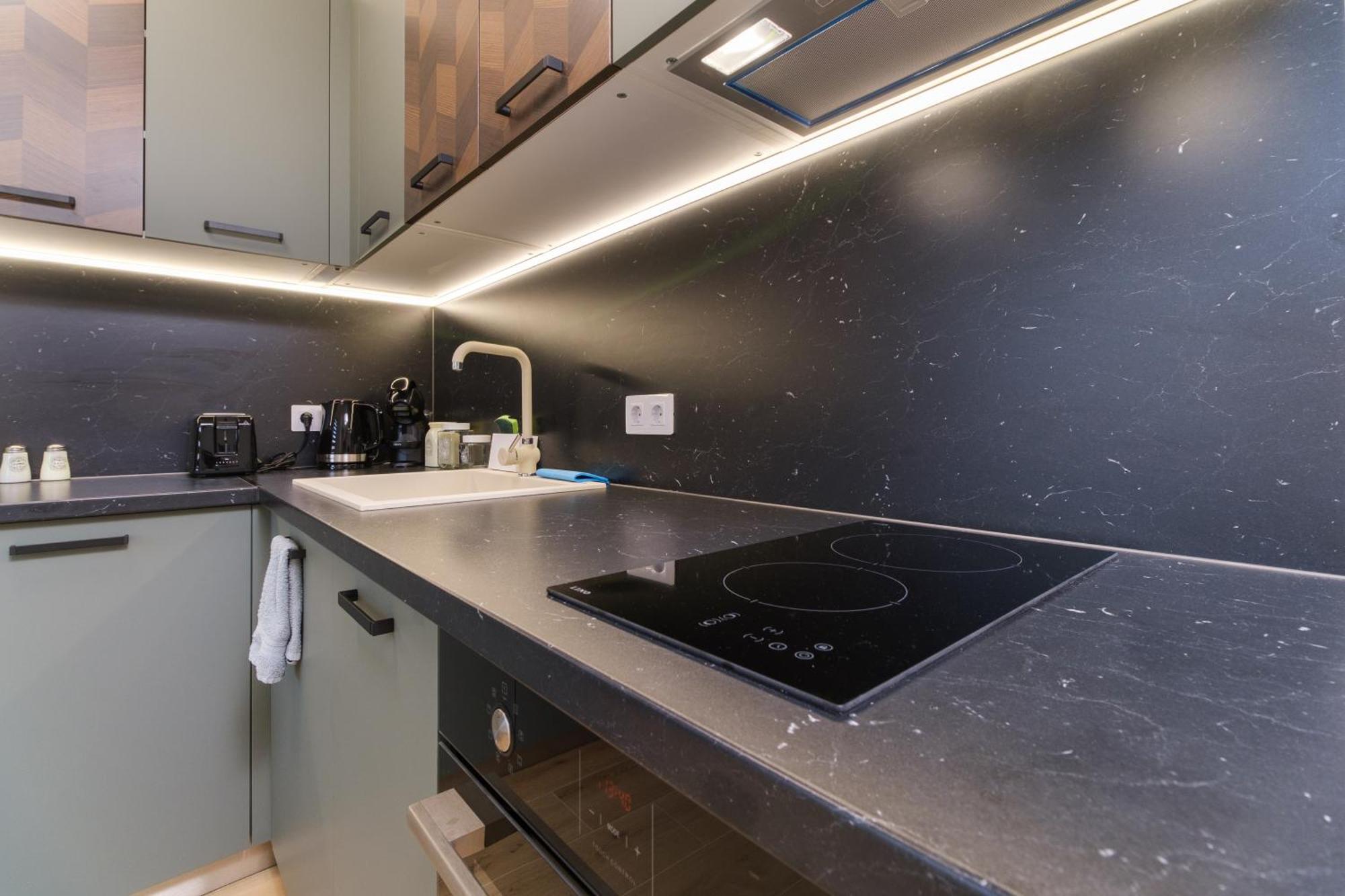 Modern 1-Bedroom Apartment With Free Parking Plovdiv Buitenkant foto