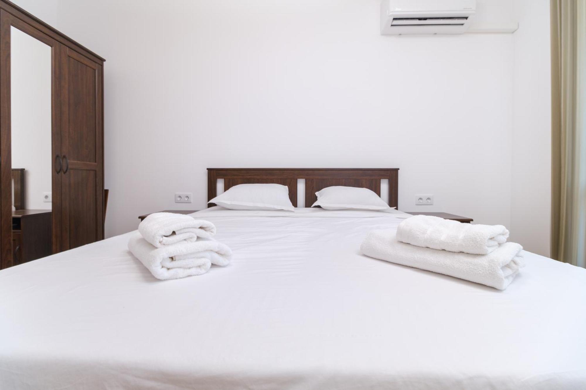 Modern 1-Bedroom Apartment With Free Parking Plovdiv Buitenkant foto
